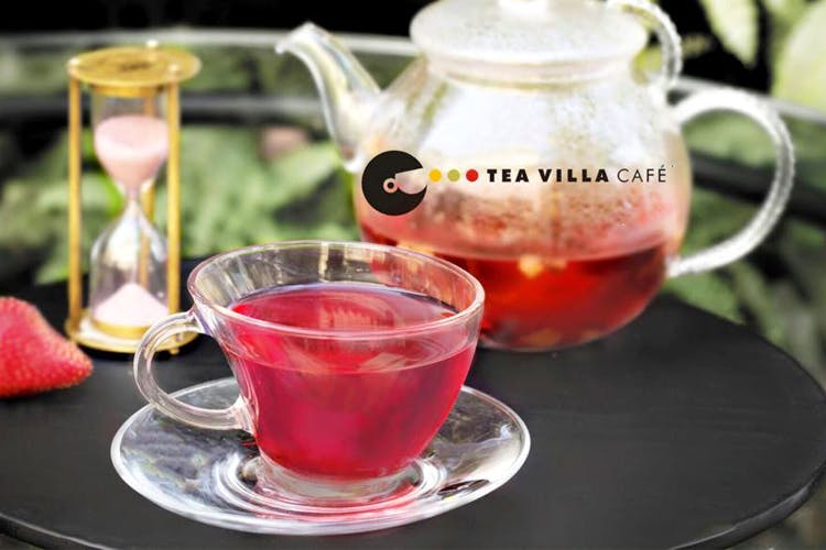 Drink,Chinese herb tea,Tinto de verano,Punch,Alcoholic beverage,Food,Wine cocktail,Serveware,Tea,Cocktail