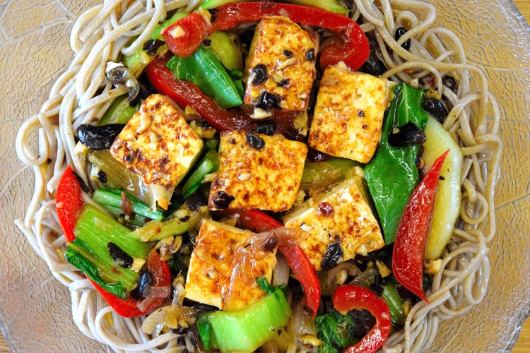 Dish,Food,Cuisine,Ingredient,Tofu,Vegetarian food,Vegan nutrition,Produce,Vegetable,Chinese food
