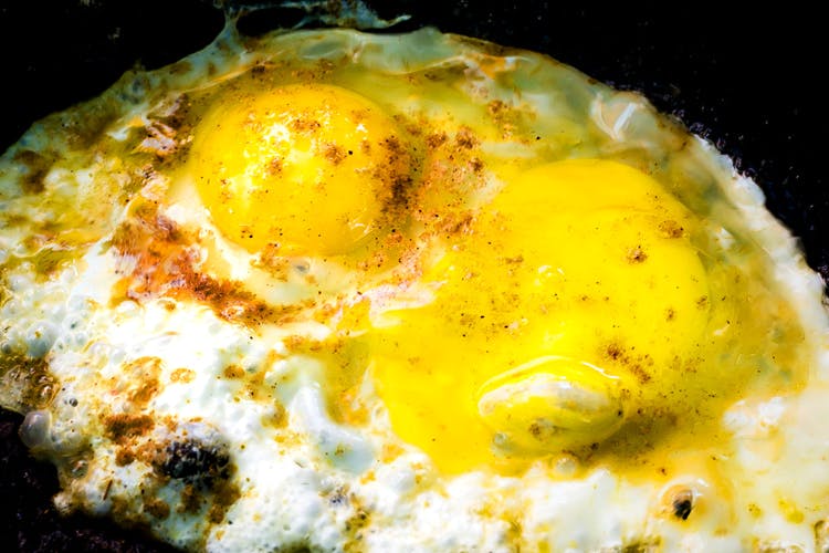 Dish,Food,Fried egg,Egg,Ingredient,Cuisine,Egg yolk,Egg white,Breakfast,Poached egg