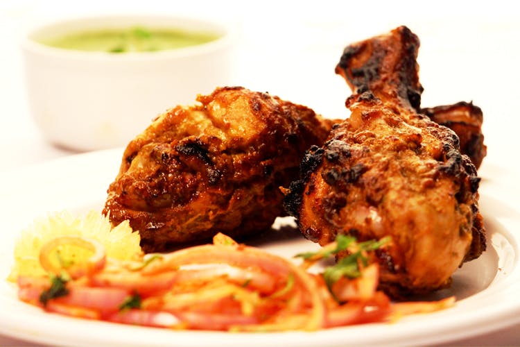 Dish,Food,Cuisine,Fried food,Ingredient,Meat,Fried chicken,Chicken meat,Produce,Tandoori chicken