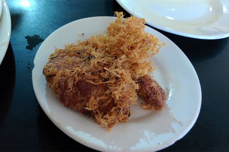 Dish,Food,Cuisine,Fried food,Ingredient,Crispy fried chicken,Rousong,Deep frying,Fried chicken,Produce