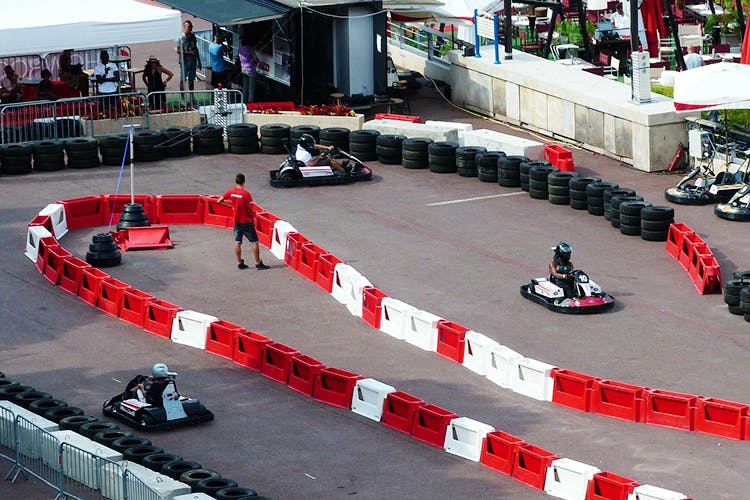 Kart racing,Race track,Motorsport,Vehicle,Auto racing,Go-kart,Racing,Race of champions,Sport venue,Race car