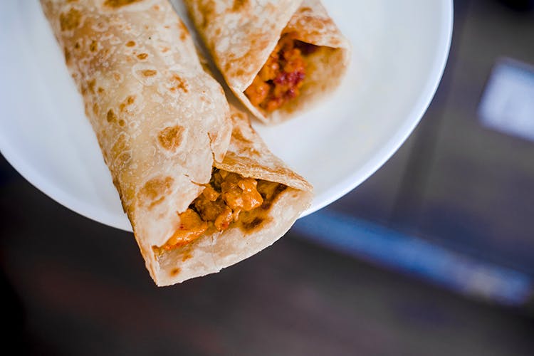 Dish,Food,Cuisine,Ingredient,Quesadilla,Taquito,Mission burrito,Kati roll,Wrap roti,Tortilla