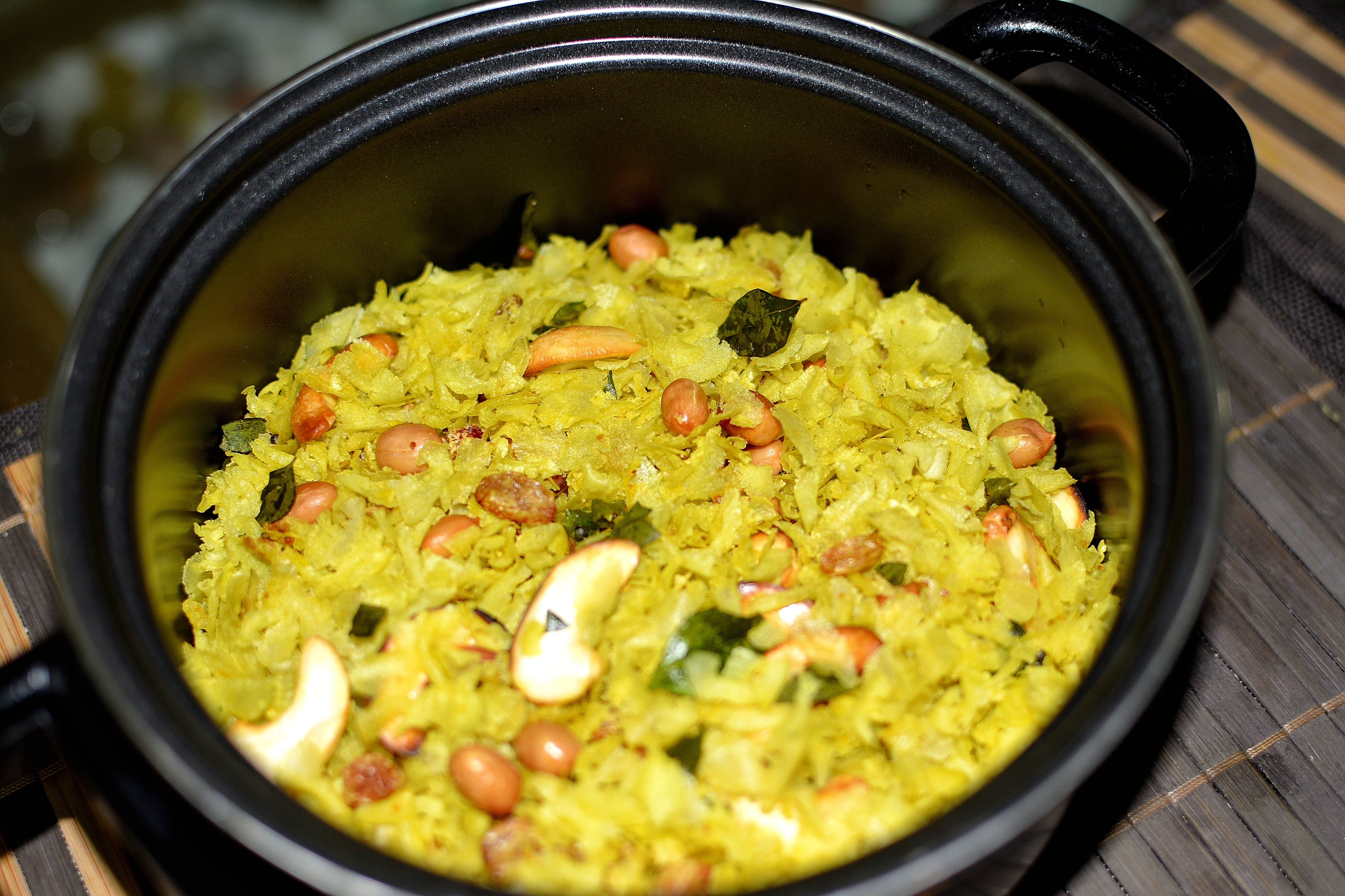 Dish,Cuisine,Food,Ingredient,Pulihora,Produce,Saffron rice,Arroz con pollo,Recipe,Indian cuisine
