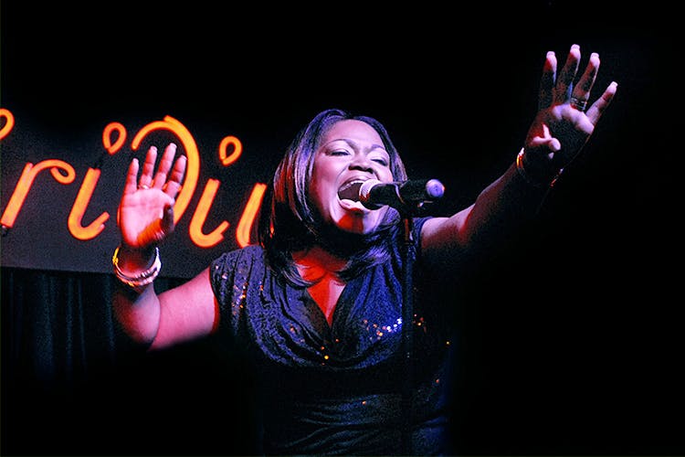 Performance,Entertainment,Performing arts,Music artist,Singing,Music,Song,Singer,Event,Performance art