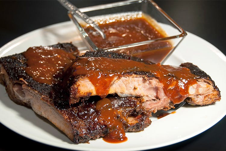 Dish,Food,Cuisine,Ingredient,Meat,Pork steak,Ribs,Roasting,Spare ribs,Red cooking