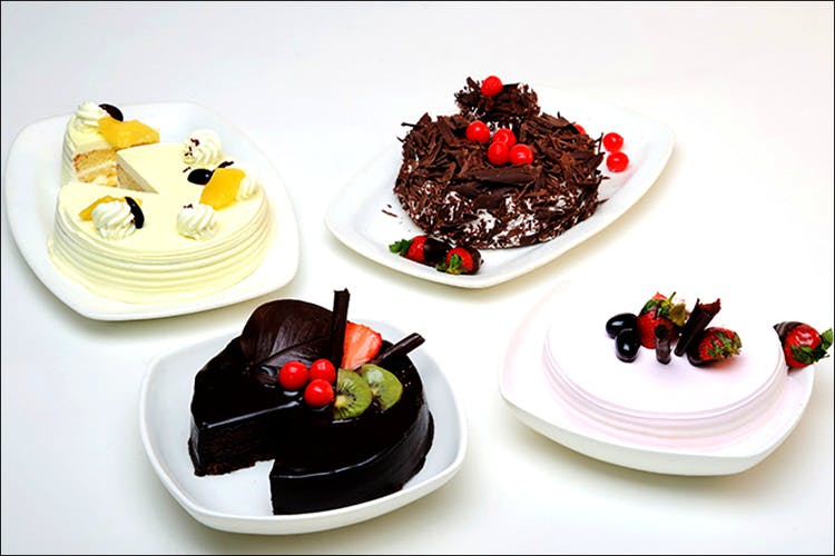 Food,Cuisine,Dish,Dessert,Chocolate cake,Frozen dessert,Ingredient,Black forest cake,Chocolate,Cake