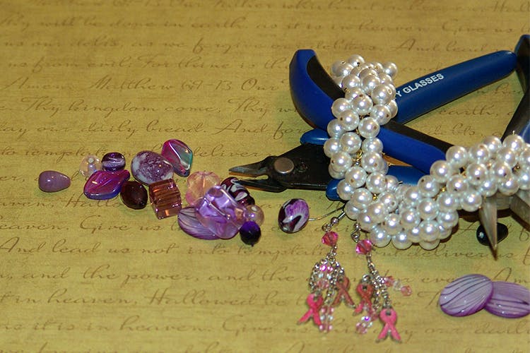 Artificial jewellery deals making courses