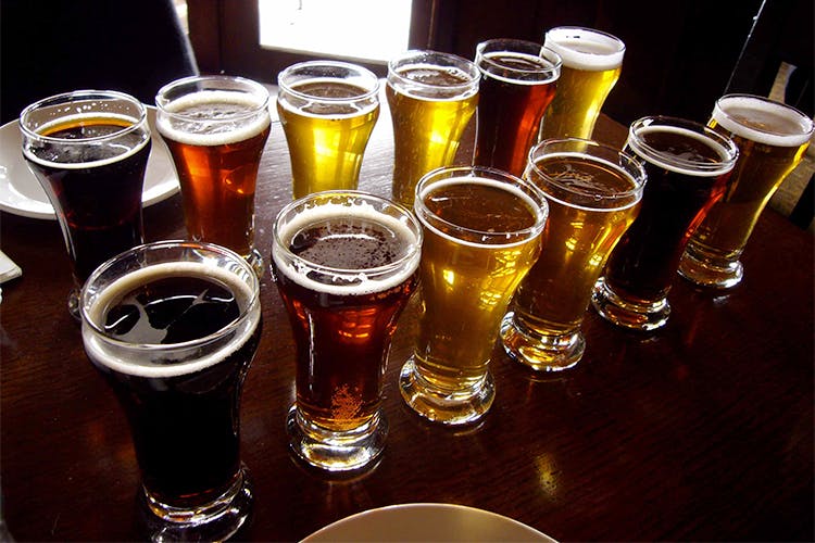 Drink,Alcoholic beverage,Beer,Distilled beverage,Lager,Alcohol,Beer glass,Pint glass,Liqueur,Pint