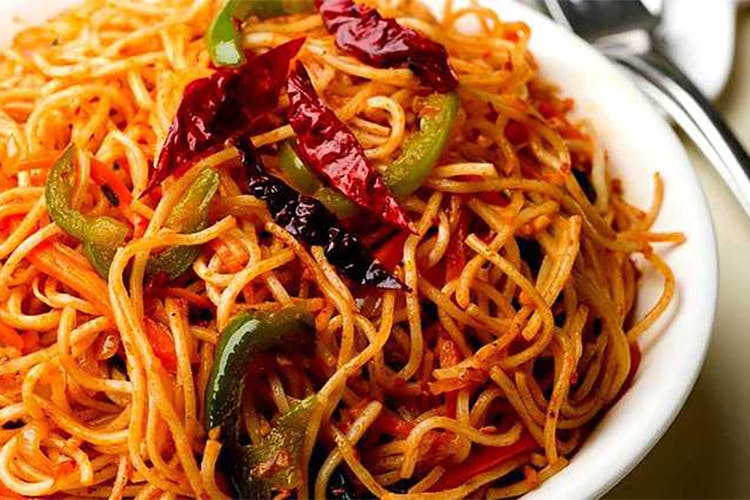 Dish,Food,Cuisine,Noodle,Chinese noodles,Chow mein,Spaghetti,Fried noodles,Naporitan,Ingredient