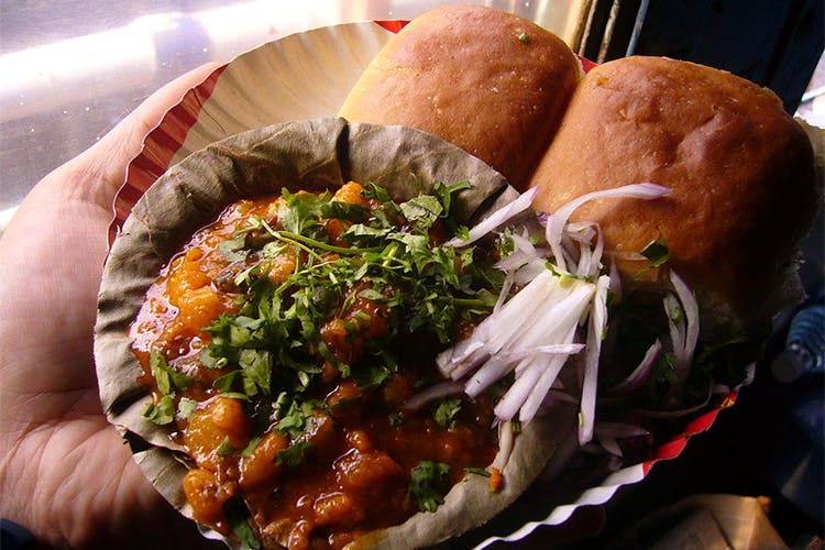 Dish,Food,Cuisine,Ingredient,Produce,Vegetarian food,Chole bhature,Junk food,Recipe,Indian cuisine