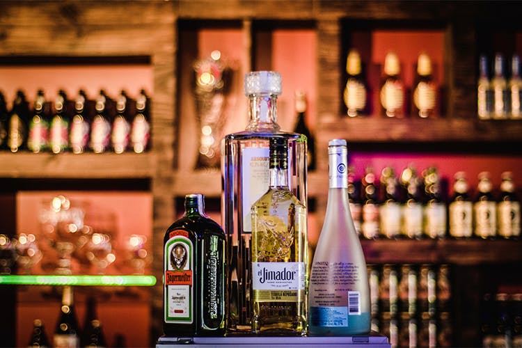 5 Places To Buy Alcohol At Wholesale Rates Lbb Mumbai