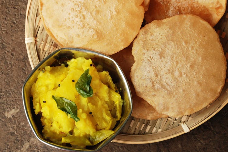 Dish,Food,Cuisine,Ingredient,Puri,Produce,Staple food,Indian cuisine,Junk food,Recipe