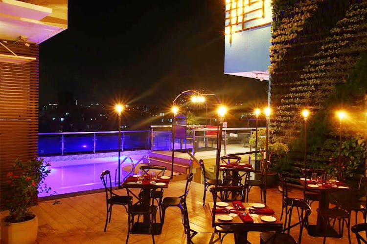 Dine At This Rooftop Lounge In Andheri East | LBB, Mumbai