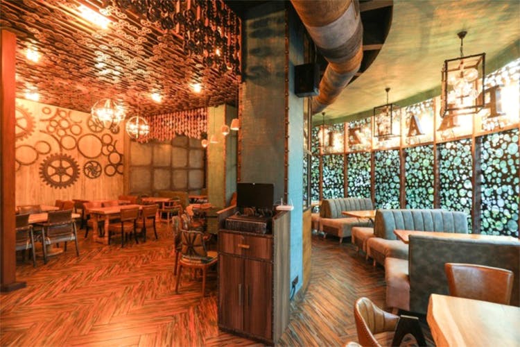 Restaurant,Building,Interior design,Room,Tavern,Bar,Architecture,Café