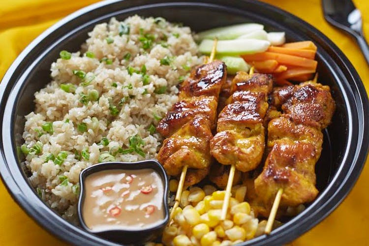 Dish,Food,Cuisine,Yakitori,Skewer,Ingredient,Steamed rice,Meat,Produce,White rice