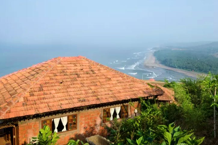 The Sea-Facing Villa At Dapoli | LBB