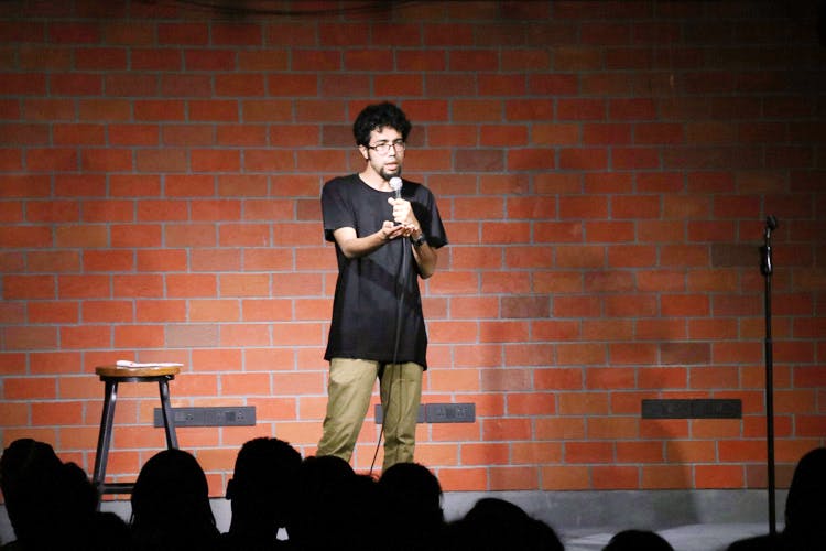 Performance,Talent show,Performing arts,Event,Fun,Public speaking,Performance art,Singer,heater,Orator