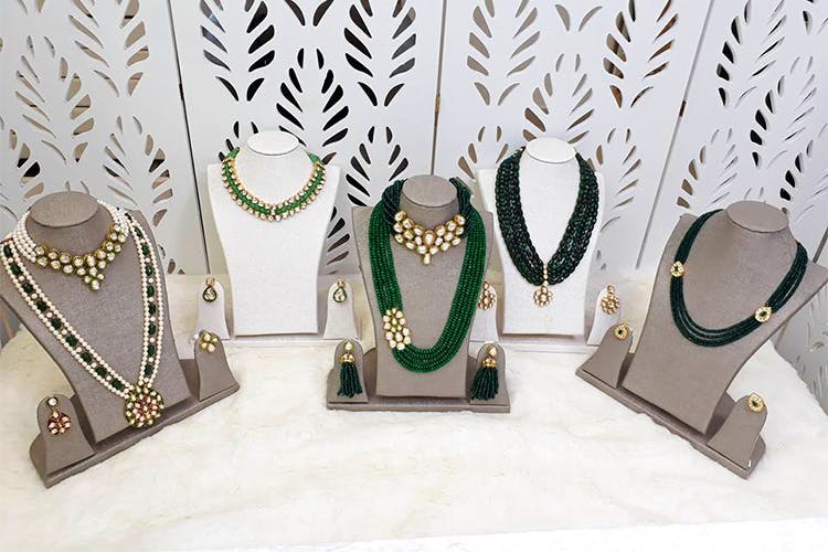 Trophy,Fashion accessory,Jewellery