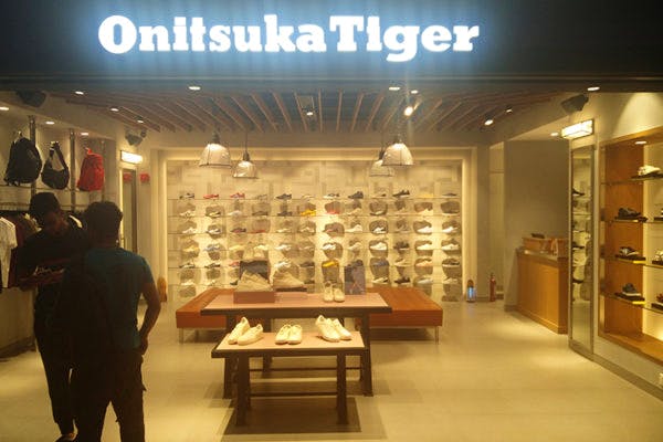 onitsuka tiger mumbai price