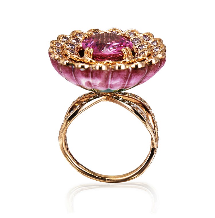 Ring,Jewellery,Gemstone,Fashion accessory,Pink,Engagement ring,Body jewelry,Magenta,Diamond,Ruby