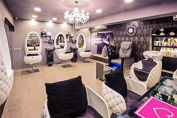 A'Kreations Hair & Beyond Luxury Salon, Bandra on X: 