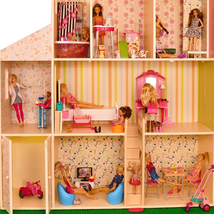 Get Wooden Dollhouses From The Doll House Co.