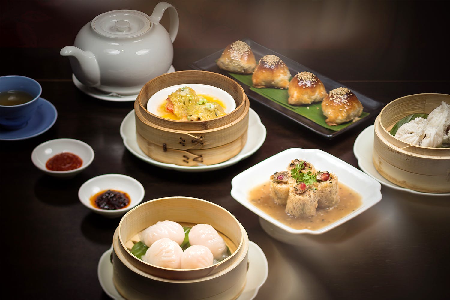 Dish,Food,Cuisine,Dim sum,Meal,Dim sim,Ingredient,Chinese food,Shumai,Comfort food