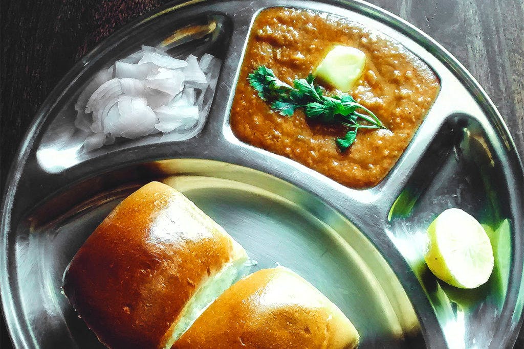 Dish,Food,Cuisine,Ingredient,Curry,Produce,Meal,Indian cuisine,Breakfast,Recipe