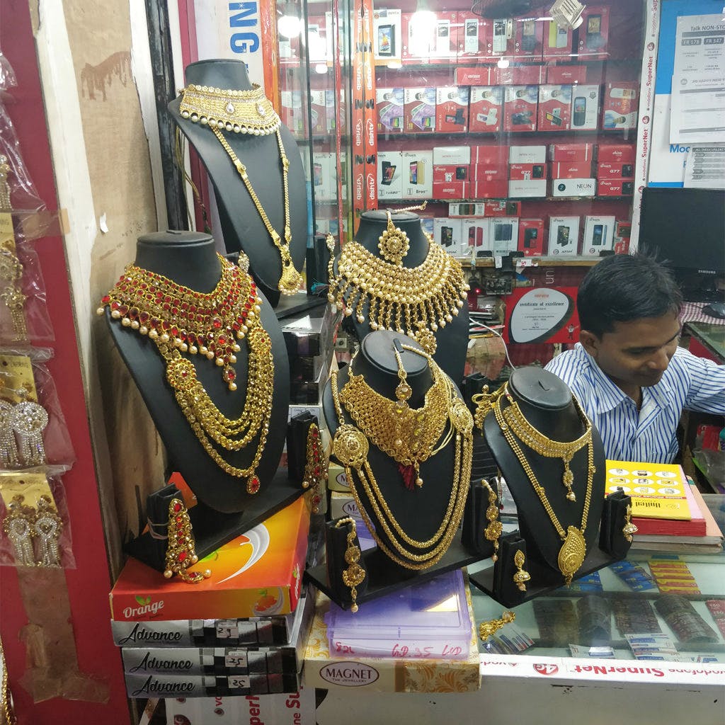 Top Pearl Jewellery Manufacturers near Bhuleshwar Market