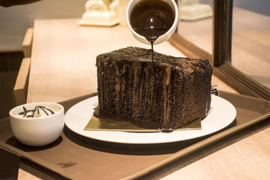 Food,Chocolate cake,Dish,Cuisine,Dessert,Cake,Flourless chocolate cake,Sachertorte,Chocolate brownie,Ingredient