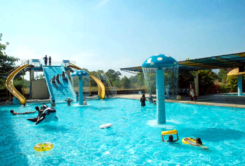 Swimming pool,Leisure,Leisure centre,Water park,Aqua,Recreation,Fun,Amusement park,Park,Vacation