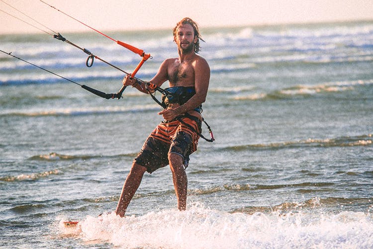 Kitesurfing,Surface water sports,Surfing Equipment,Boardsport,Kite sports,Recreation,Waterskiing,Windsports,Fun,Wakeboarding