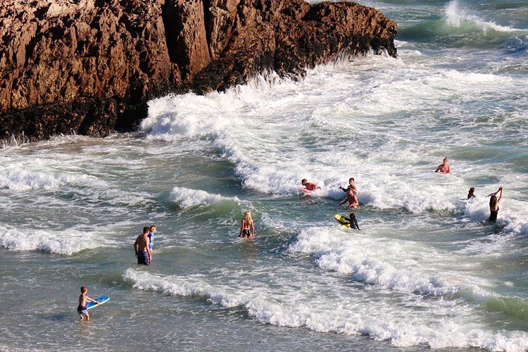Wave,Wind wave,Water,Tide,Sea,Surface water sports,Surfing Equipment,Ocean,Beach,Coast