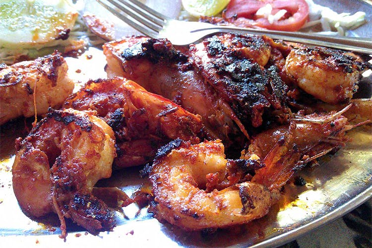 Dish,Food,Cuisine,Meat,Kai yang,Roasting,Ingredient,Grilling,Barbecue chicken,Produce